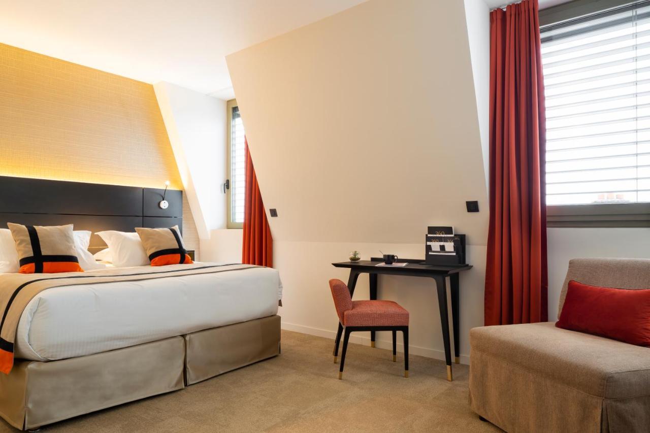 Superior King Room